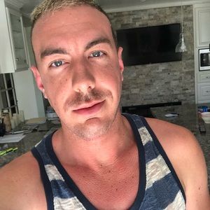 Meet your Posher, Francis